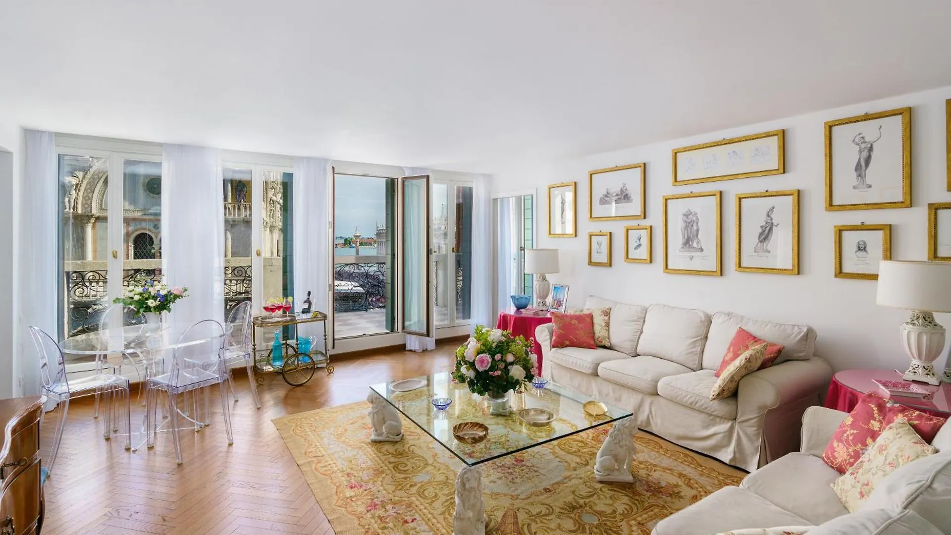 Due Leoni Terrace In St Mark'S Square Venice Apartment